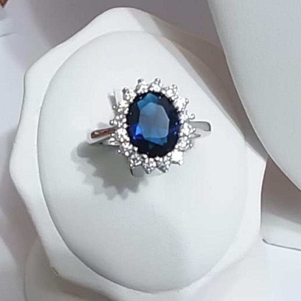 Jewelry Set/Ring/Necklace - Picture 4 of 7